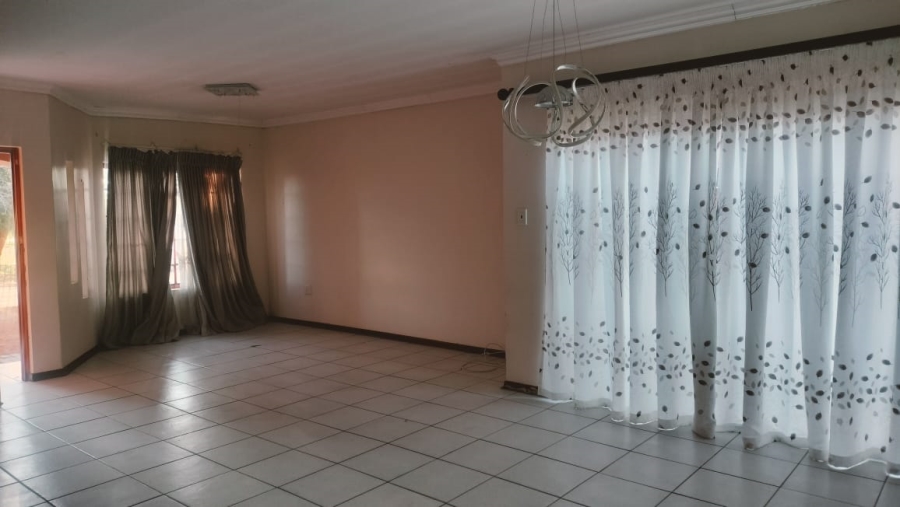 3 Bedroom Property for Sale in Mandela View Free State
